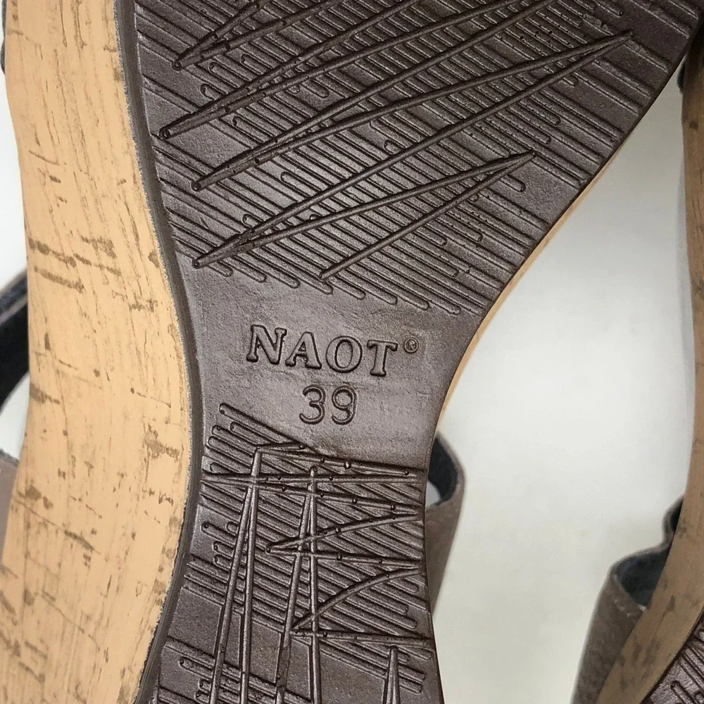 Naot‎ Womens 39 Wedge Sandals Black Taupe Leather Cork Platform Heel US Size 8